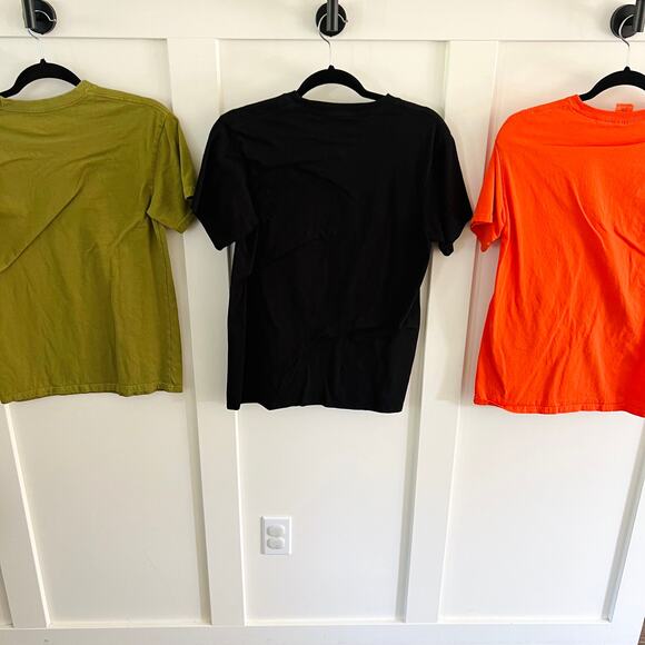 Women's Halloween Shirts Witch Skeleton Pumpkin Bundle of 3 Size Small - Picture 2 of 9